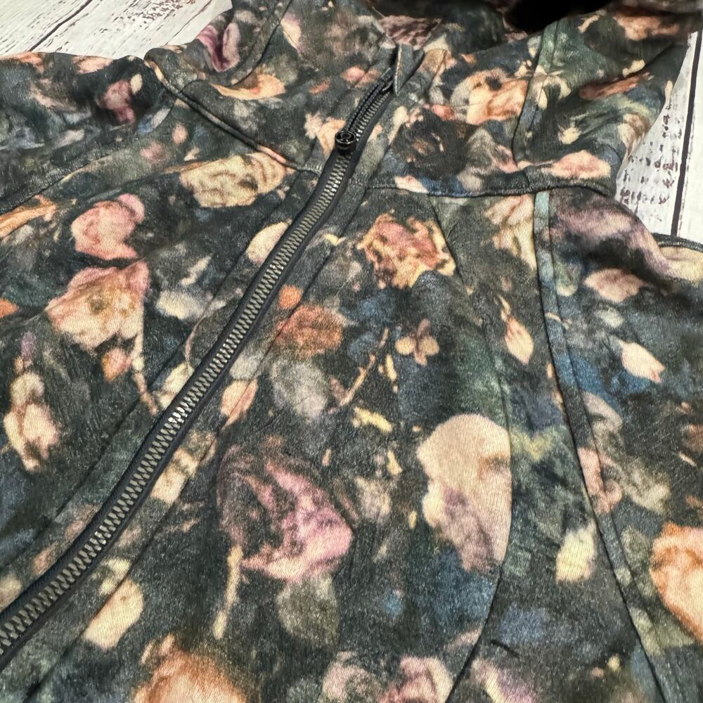 Lululemon Scuba Floral Flock Full Zip Hoodie Size 6 Black - Picture 3 of 11